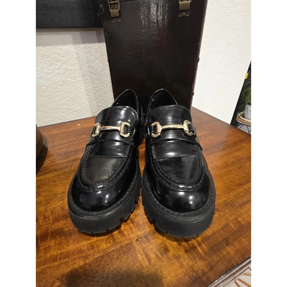 Steve Madden Women's Size 8.5  Black